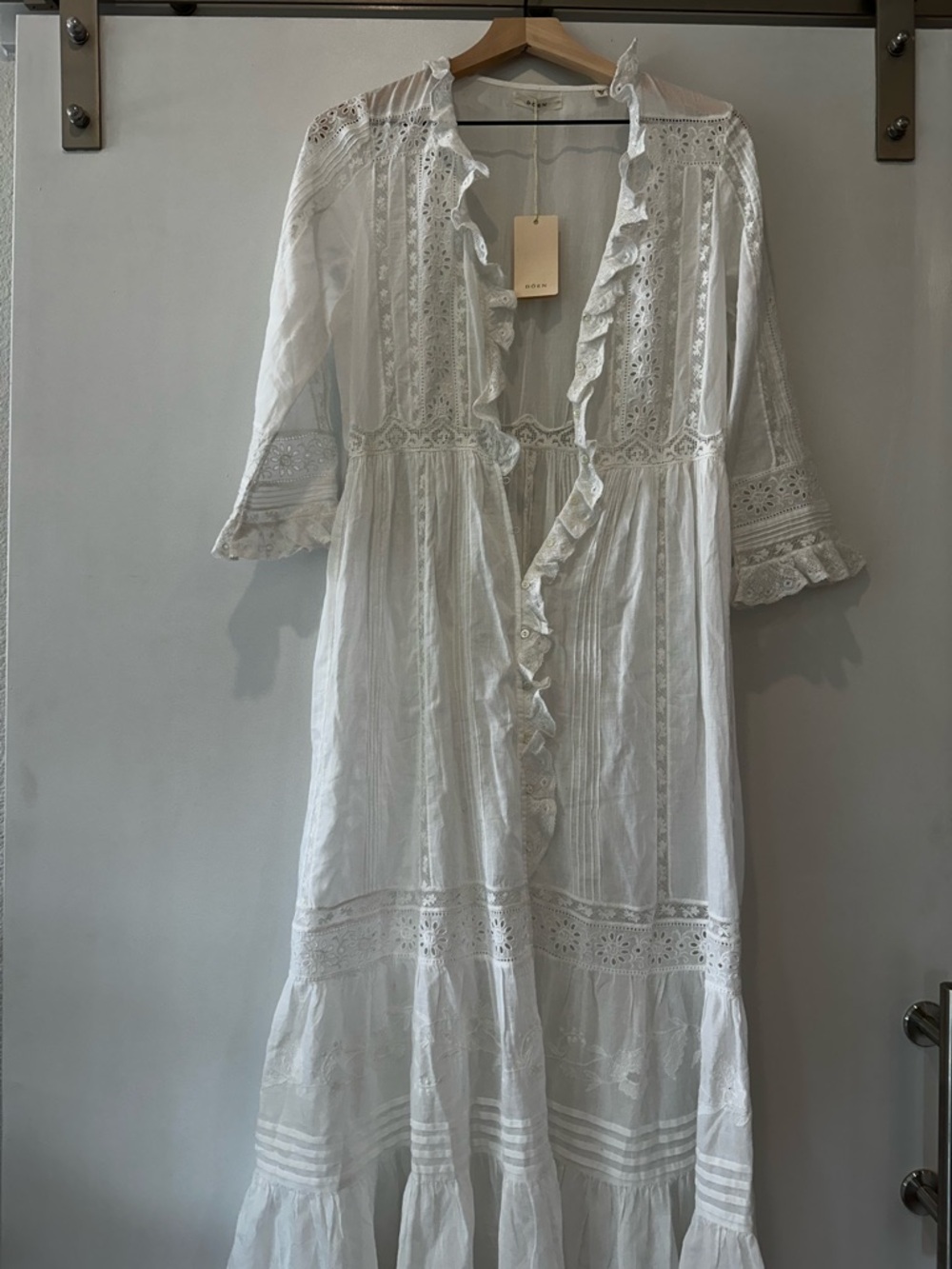 Doen Clemencia Dress in Salt — Cream Lace-Trim Midi - Picture 4 of 6